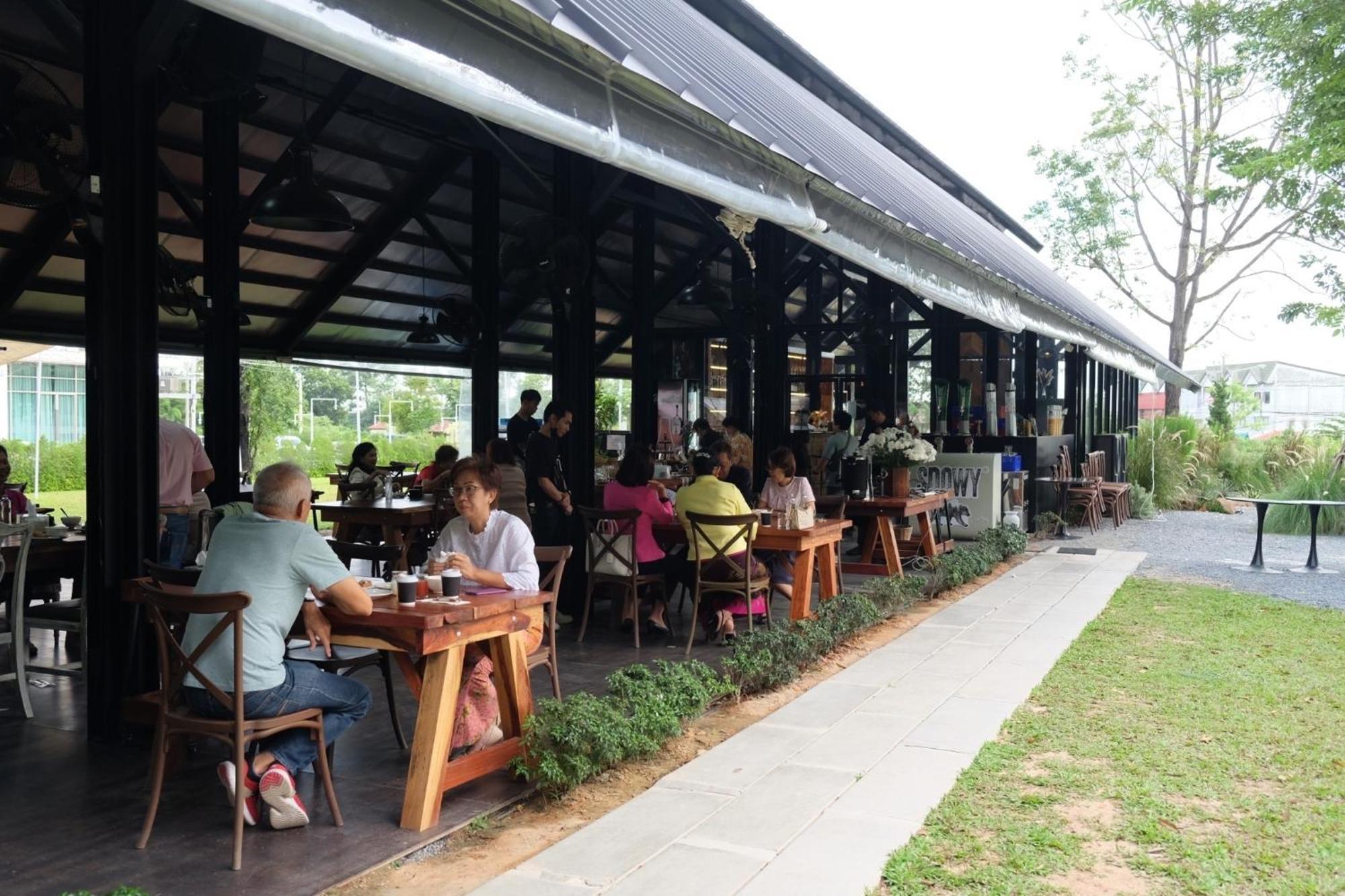 Punn Hotel Korat Nakhon Ratchasima Luaran gambar